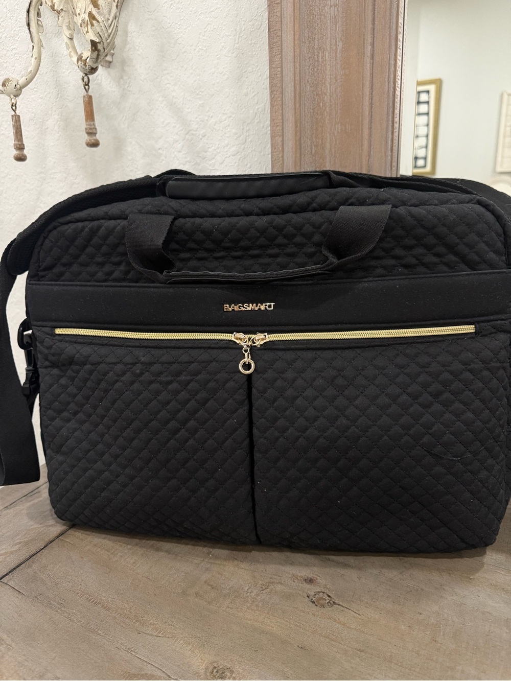 BAGSMART Quilted Black Laptop Messenger with Yellow Accent